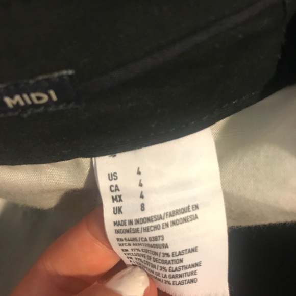 American Eagle shorts - Picture 2 of 3